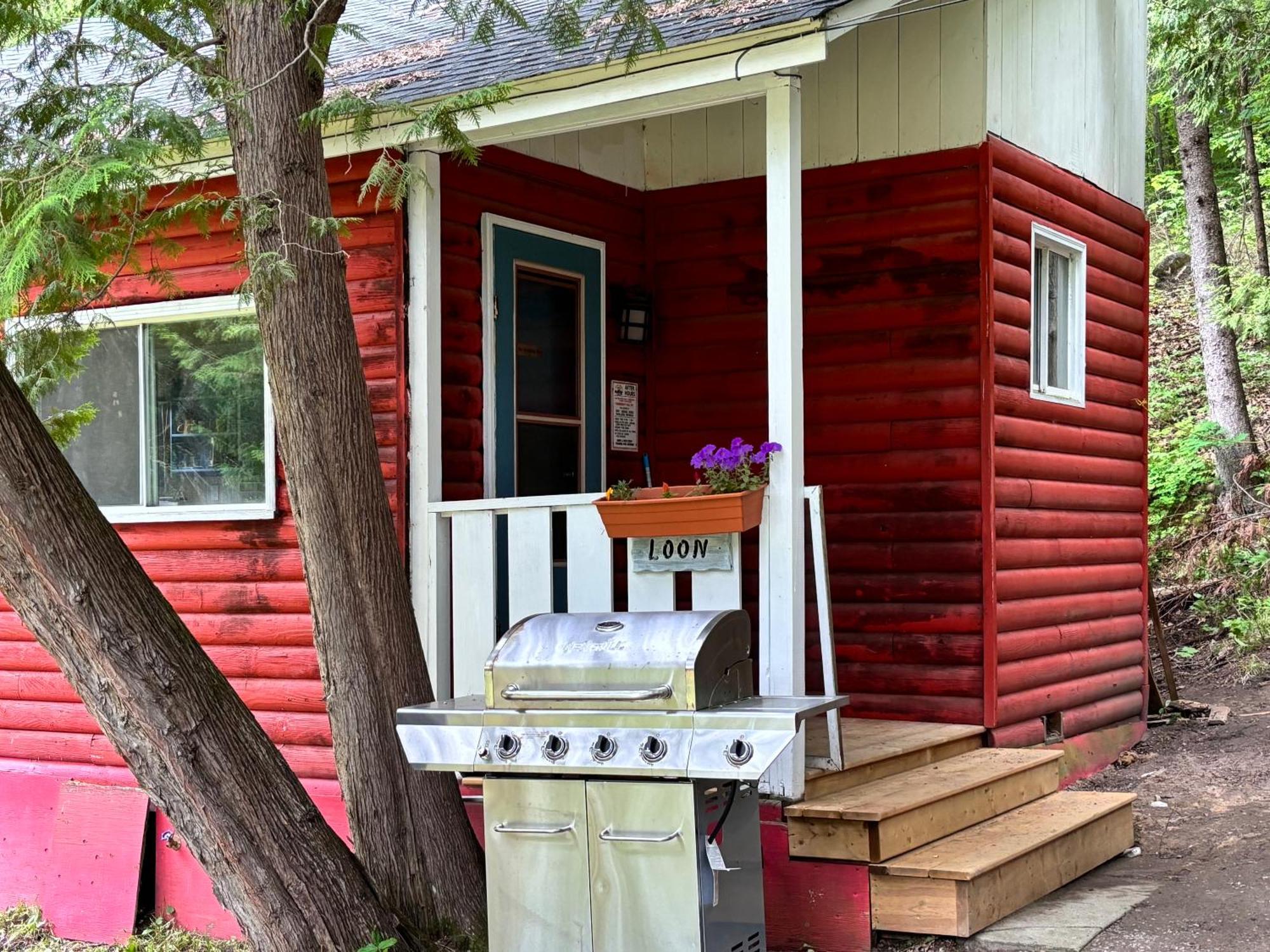 Lakefront Hideaway Resort Kawartha Lakes Exterior photo